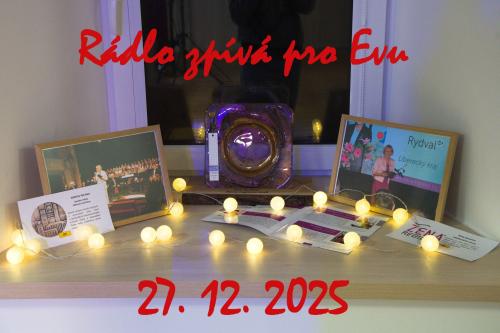 Rádlo zpívá pro Evu